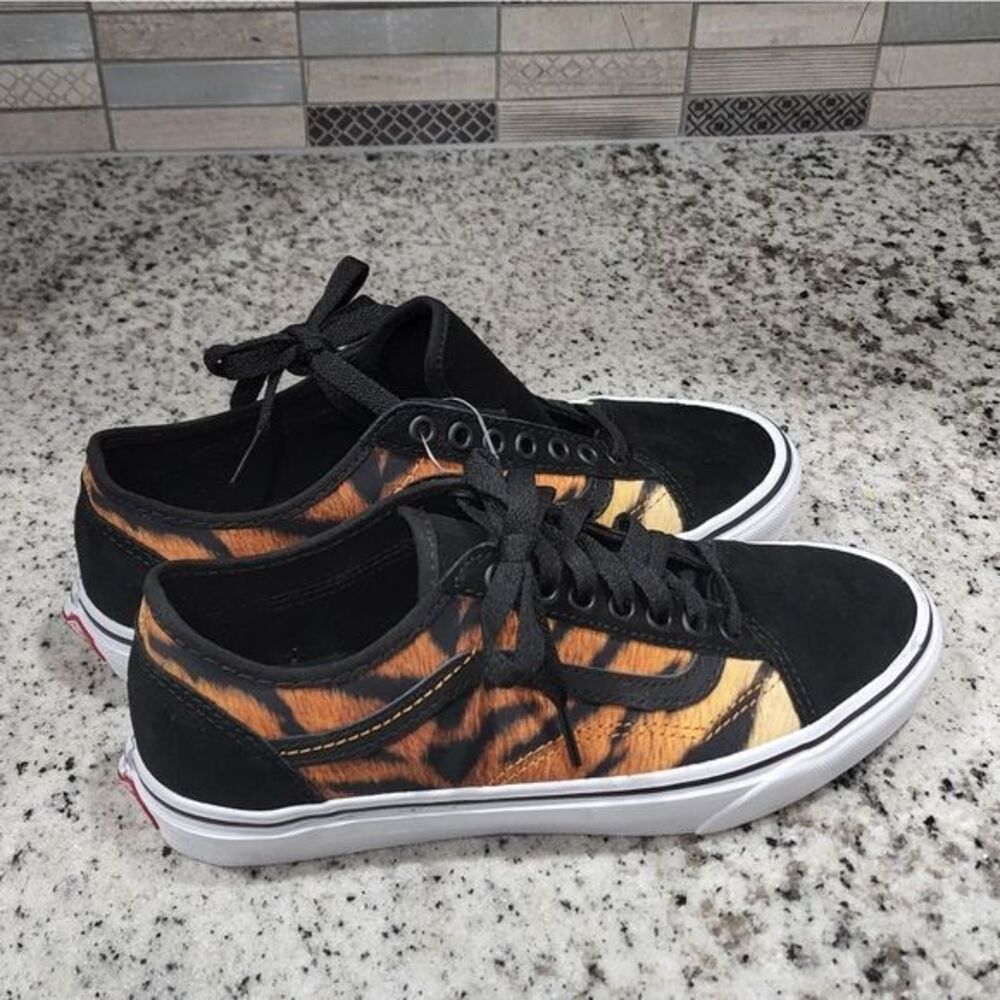 Vans Old Skool Tiger Stripe Black Suede Black Low Top Sneakers - New Size 8